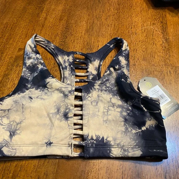 Zumba Wear tie-dyed bra. NWT. Size spicy. A.k.a. small. - Picture 8 of 14